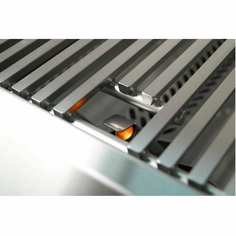 Fire Magic Echelon Diamond 790i 36-Inch Built-In Gas Grill With Analog Thermometer - E790i-8EAN/8EAP 6 Fire Magic Echelon Diamond 790i 36-Inch Built-In Gas Grill With Analog Thermometer - E790i-8EAN/8EAP - Image 4