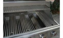 Bull Lonestar Select 30-Inch 4-Burner Gas Grill W/Cart - 87001/2 -BBQDIRECT Sales renegadecart0068