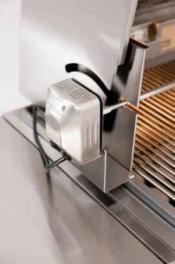 Summerset TRL 32-Inch 3-Burner Built-In Gas Grill - TRL32 -BBQDIRECT Sales trlrotmotor 1 1 1